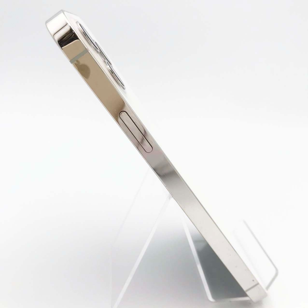Apple iPhone 12 Pro シルバー　ジャンク品 iPhone 12 pro シルバー 128 GB バッテリー交換済
