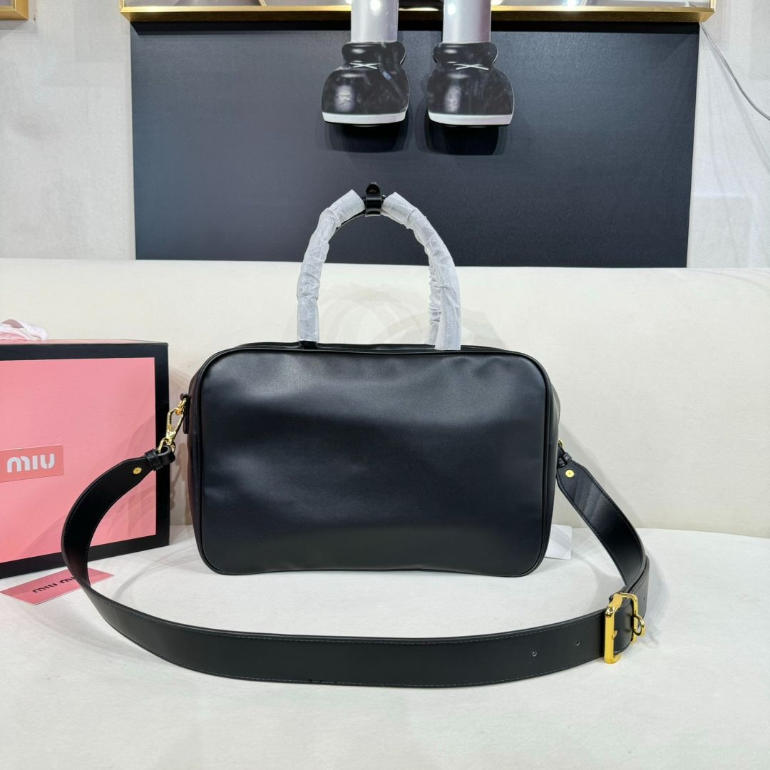 今日 miumiu ミュミュ アップグレードハンドバッグ 送料無料 な価格で在庫あり -WTO輸入1