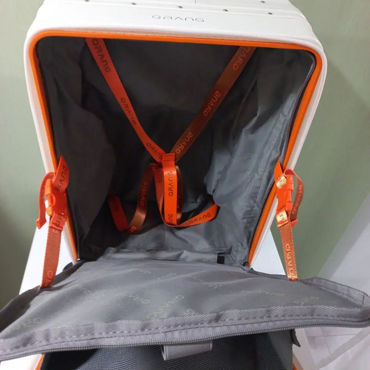 早い者勝ち 20 インチキャリア バルセロナ ホワイト 大 力強い