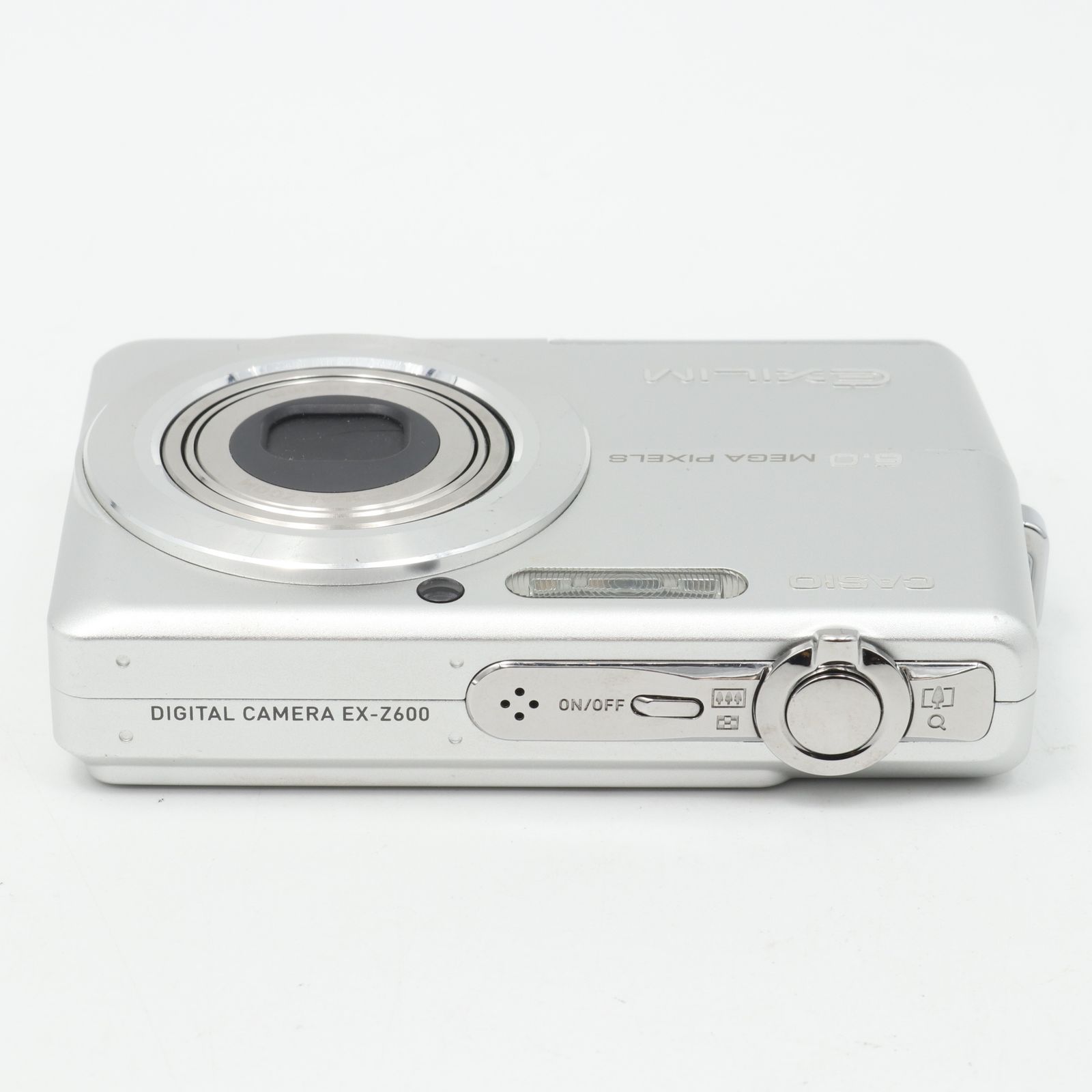 CASIO デジタルカメラ EXILIM (エクシリム) ZOOM シルバー EX-Z600 