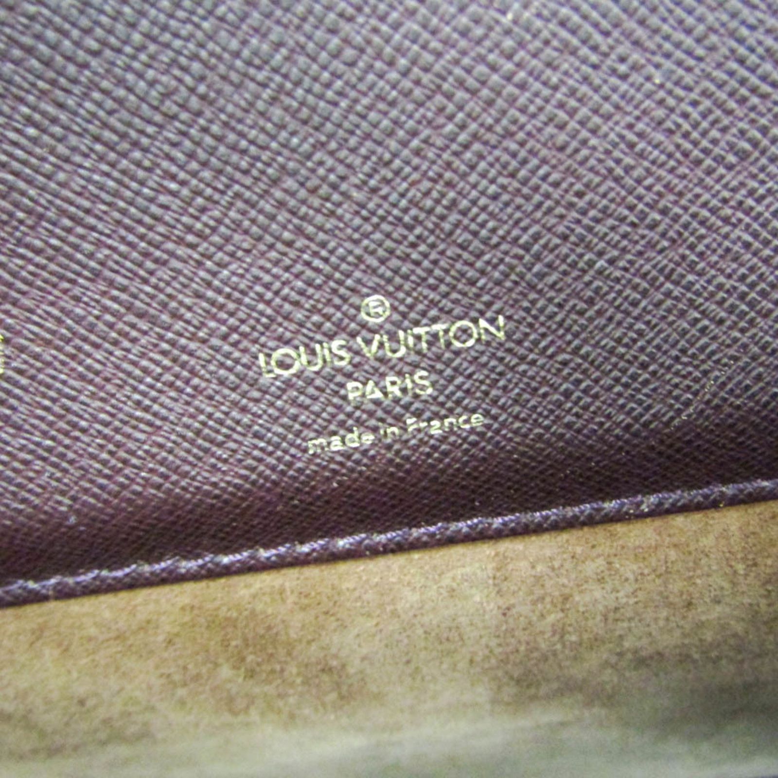 LOUIS VUITTON M30076 タイガ セルヴィエット クラド ルイ・ヴィトン(Louis Vuitton) タイガ セルヴィエット クラド M30076