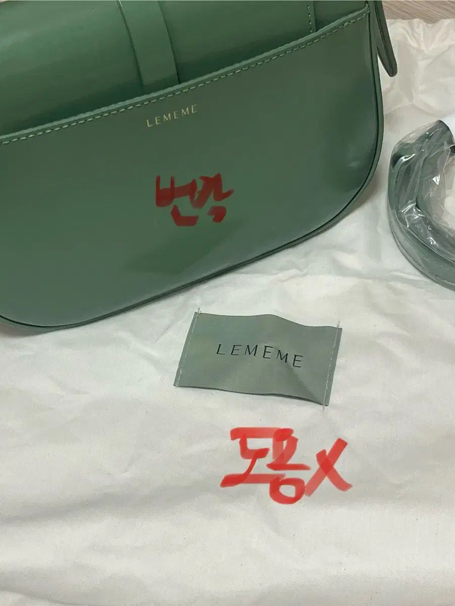 色 売っています