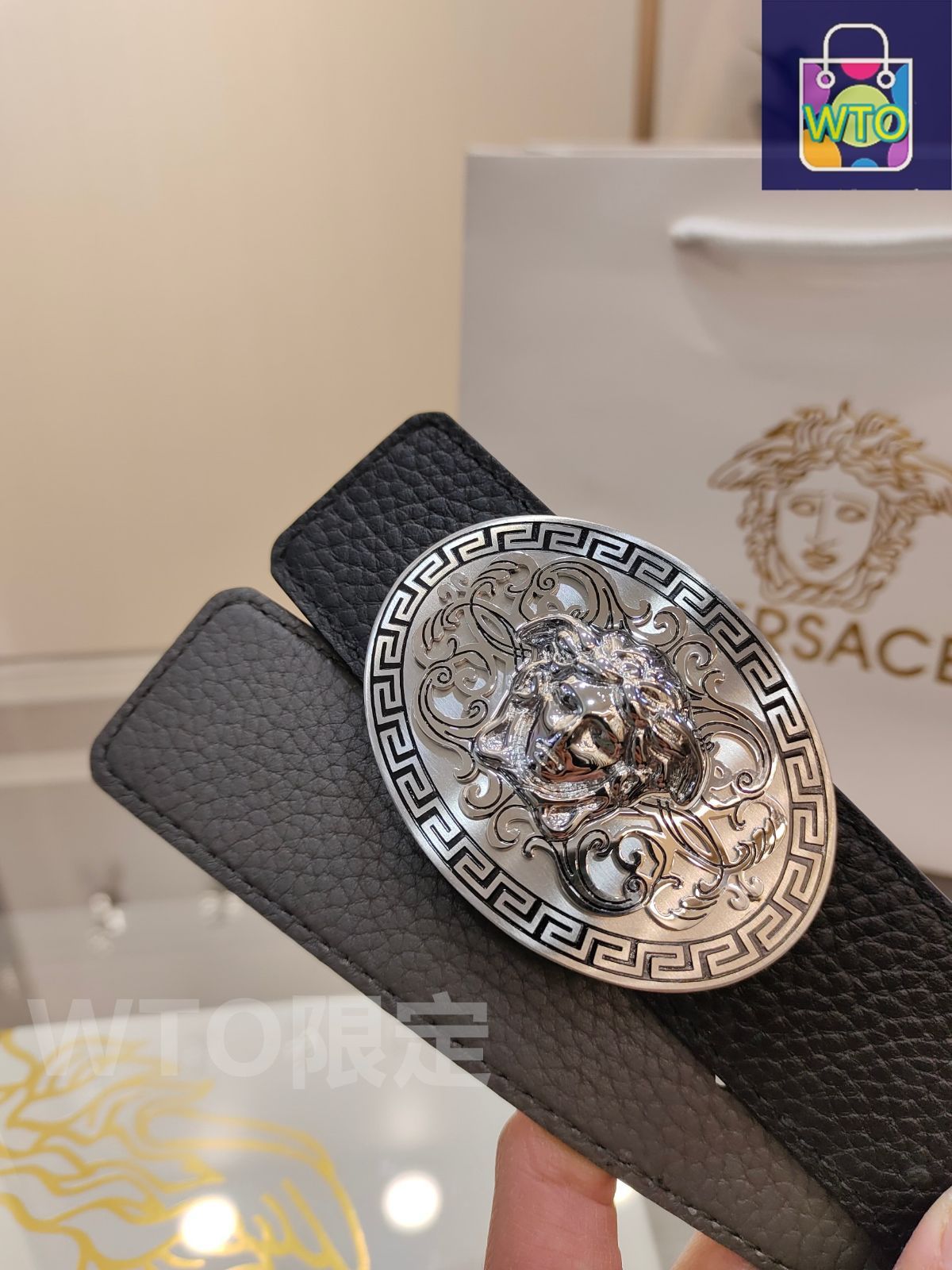 Versace メデューサバックル ベルト 今日特価】Versace ヴェルサーチ メデューサベルト - メルカリ
