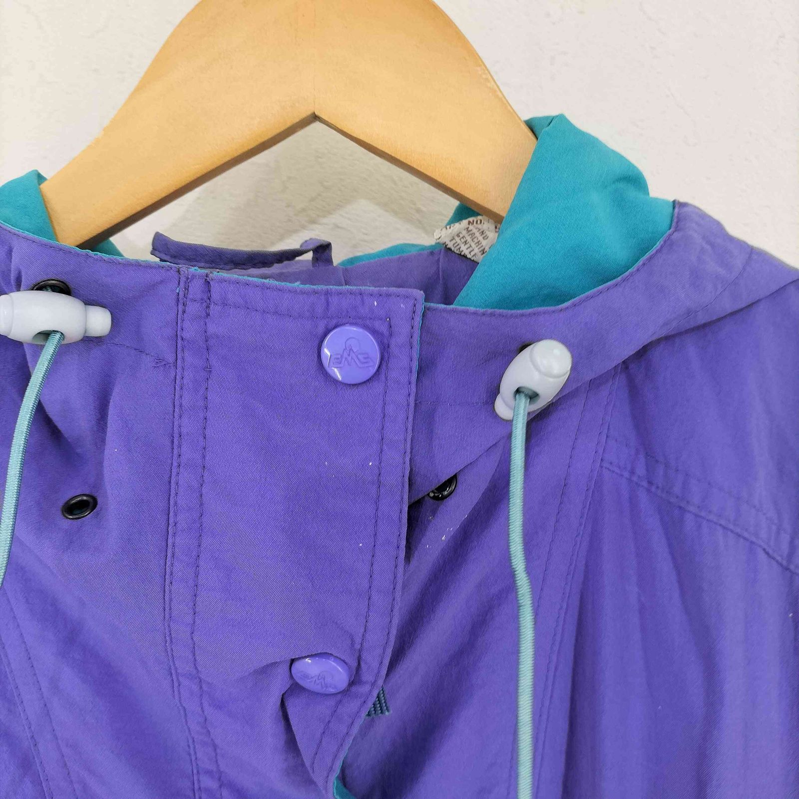 USED古着(ユーズドフルギ) {{MIRROR9}} Waterproof jacket レディース   中古 古着 0446 USED古着(ユーズドフルギ) {{MIRROR9}} Waterproof jacket