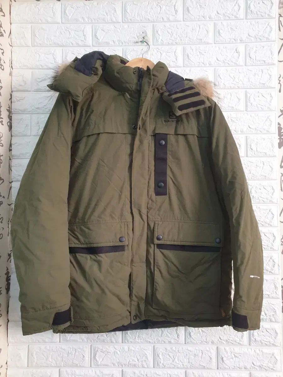 【雷市場（ポンジャン）商品韓国直送】 SALOMON(サロモン) ダウンジャケット 95