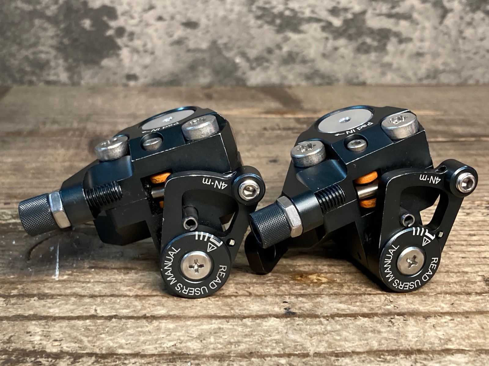 フラットマウント