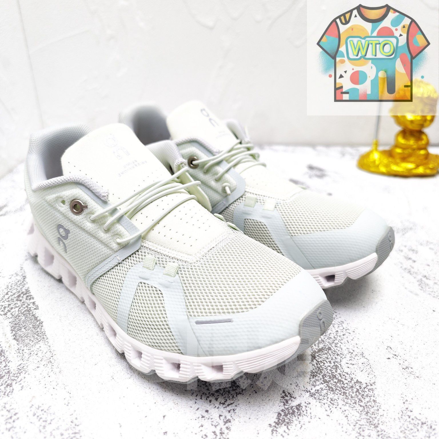 クラウド5 新品未使用　パールホワイト On - on クラウドCLOUD 5 パール／ホワイト24.5cm 専用箱なしの