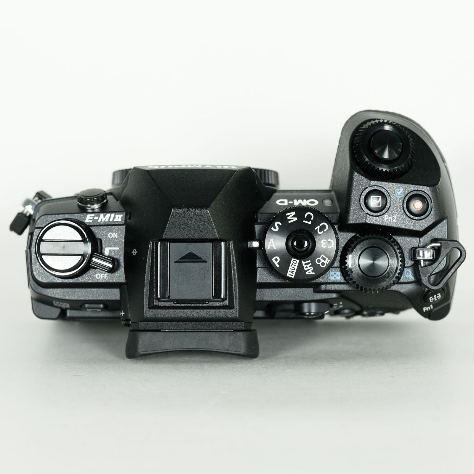 美品｜シャッター数7,560回｜バッテリー3個] OLYMPUS OM-D E-M1