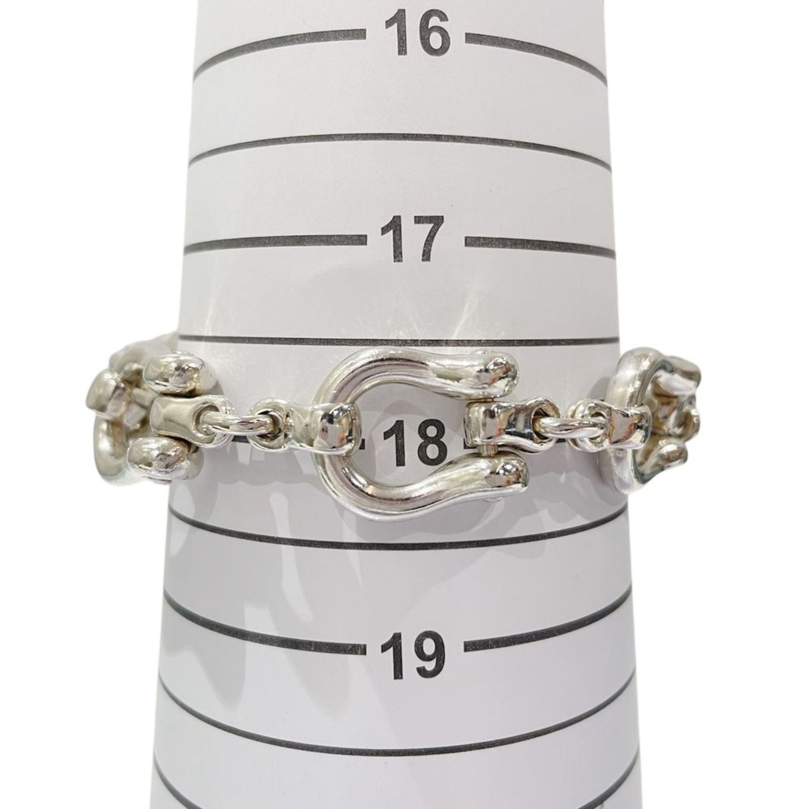 ミ*)様 Tiffany & Co. シルバーチャームブレスレット ミ*)様 Tiffany & Co. シルバーチャームブレスレット ミ*)様 Tiffany