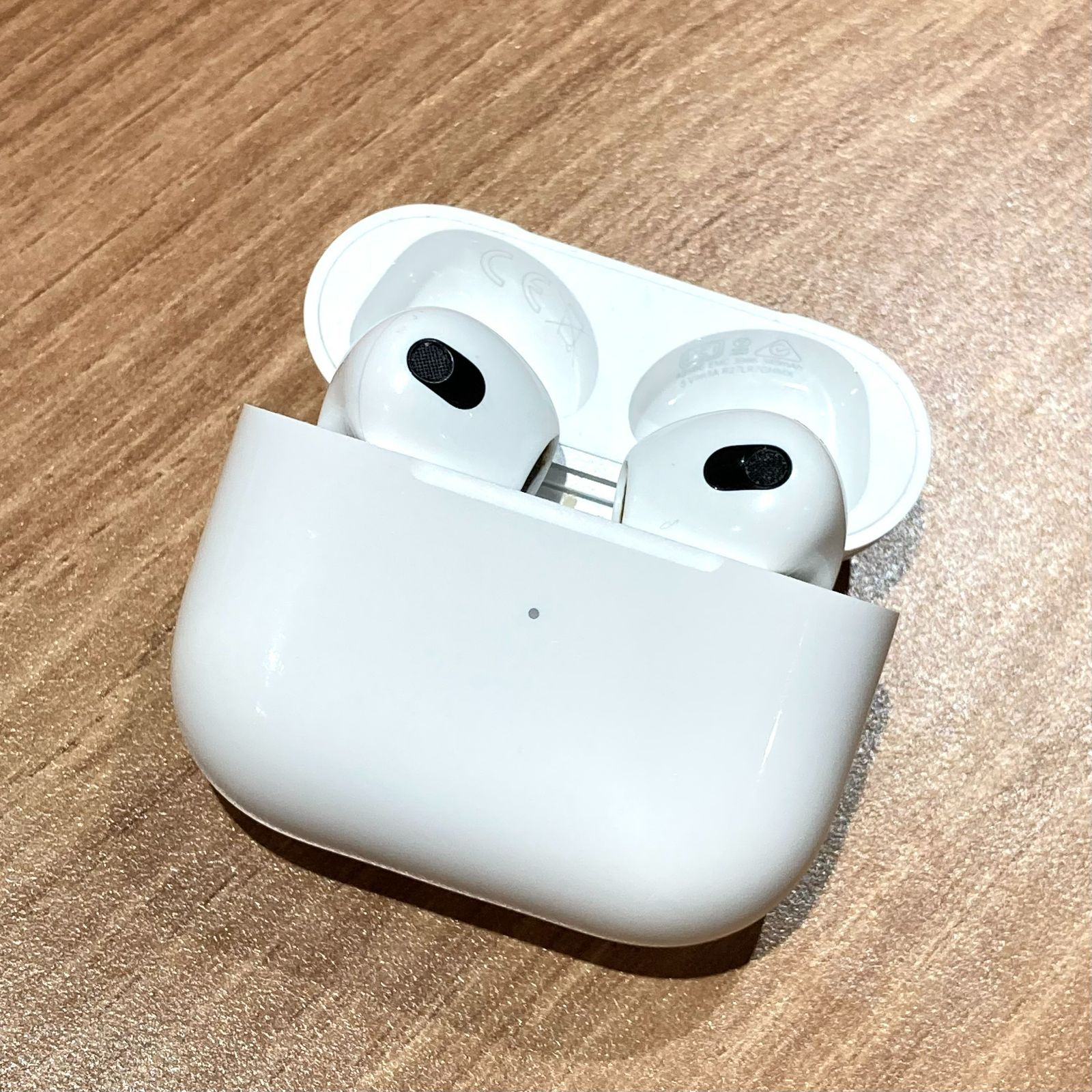 ▽Apple AirPods 第3世代 MME73J/A 本体のみ - 買取ELITE メルカリ店