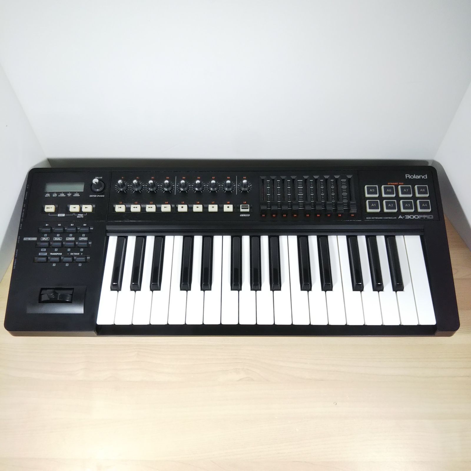 Roland MIDI KEYBOARD CONTROLLER A-300PRO 高品質 USB MIDI標準