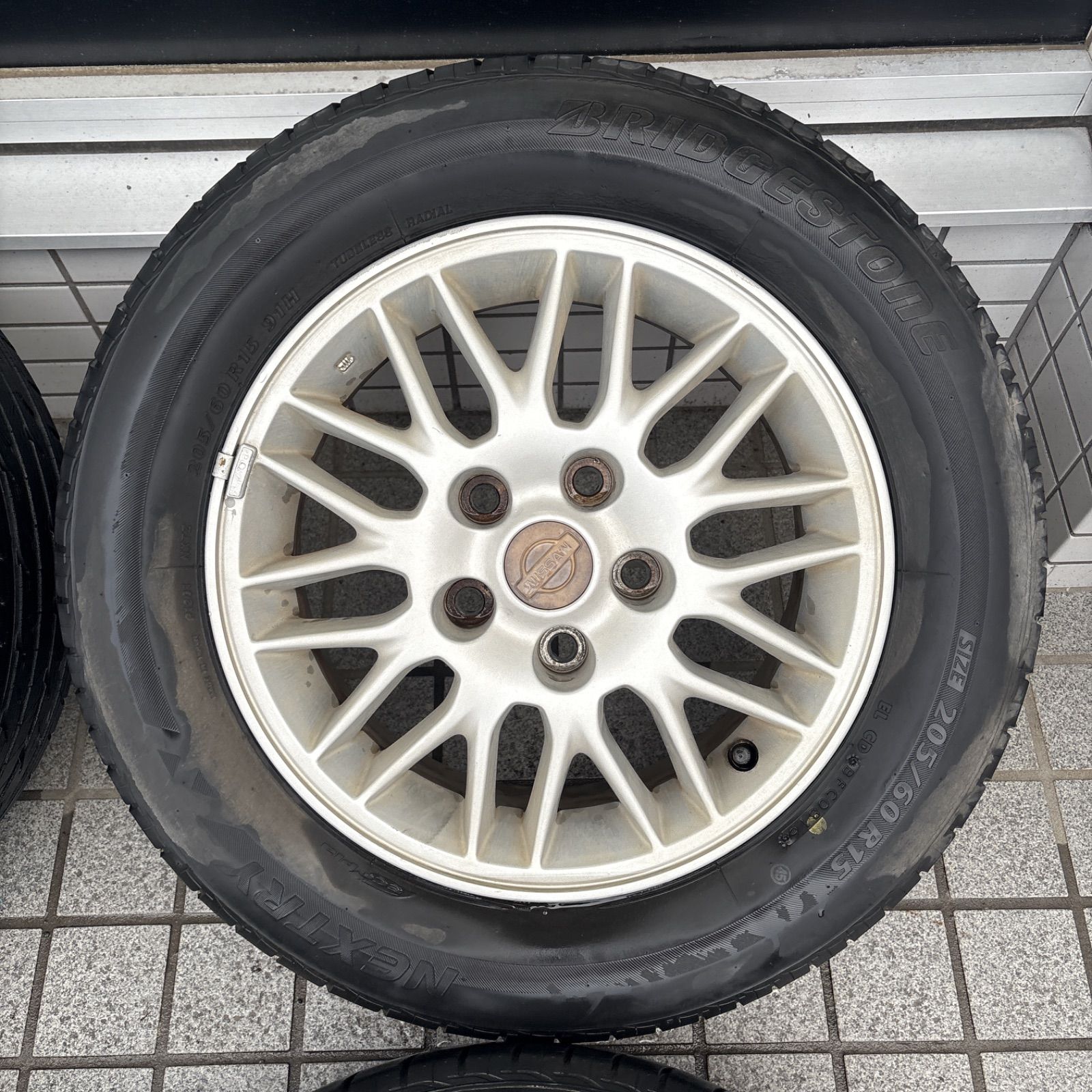 純正ホイールタイヤセット