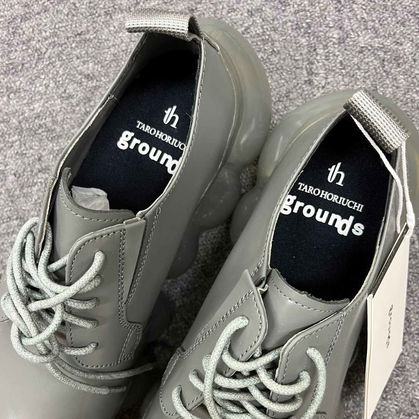 未使用 th products grounds JEWELRY×th コラボ レザー スニーカー 