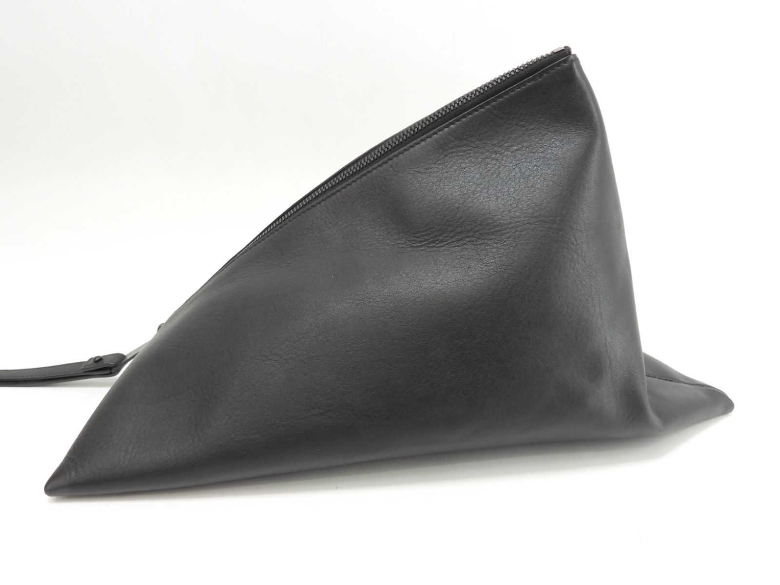 美品 ボッテガヴェネタ クラッチバッグ美品 BOTTEGA VENETA ブラック