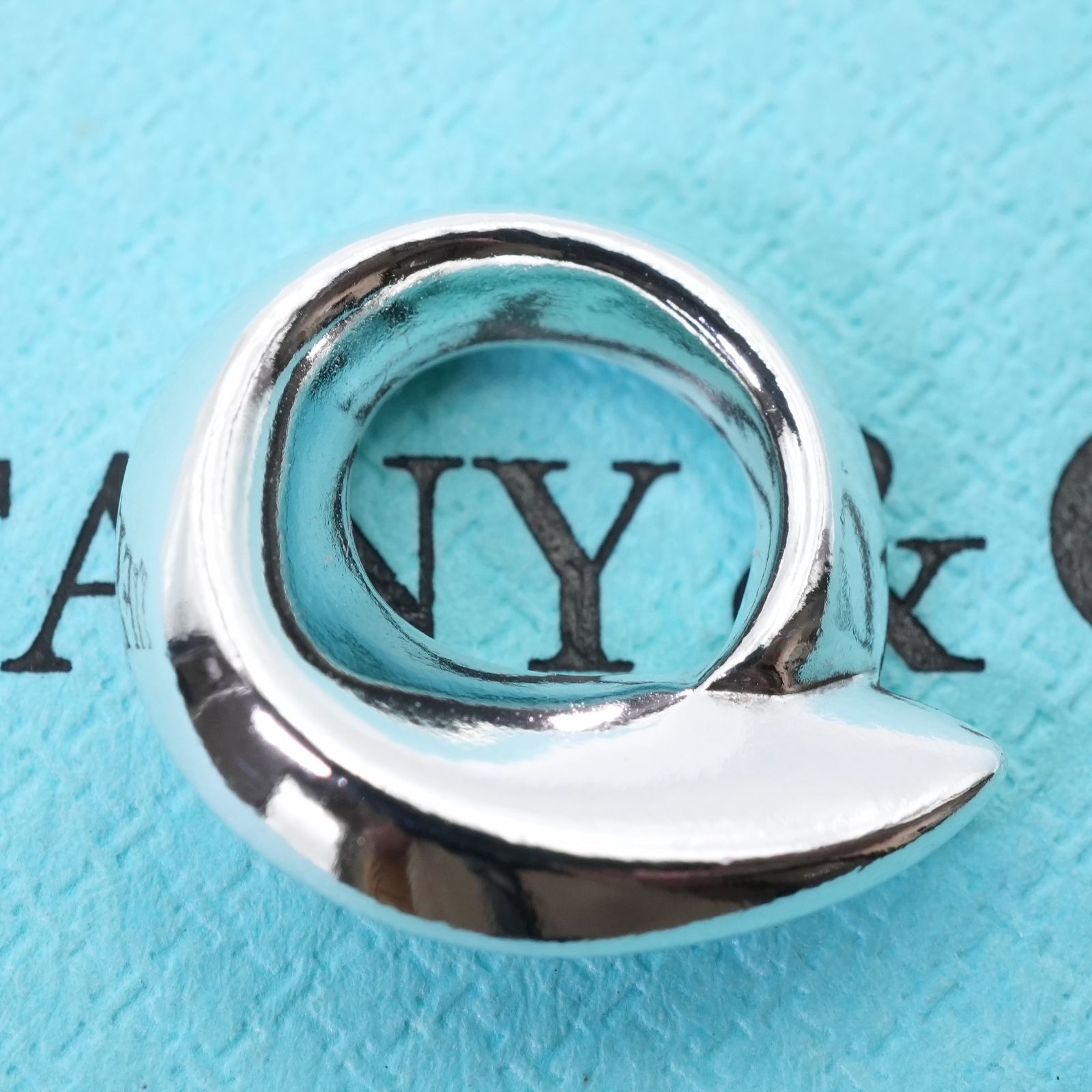 Tiffany & Co. シルバーバングル　フランクゲーリー　サークル Tiffany & Co. シルバーバングル フランクゲーリー サークル