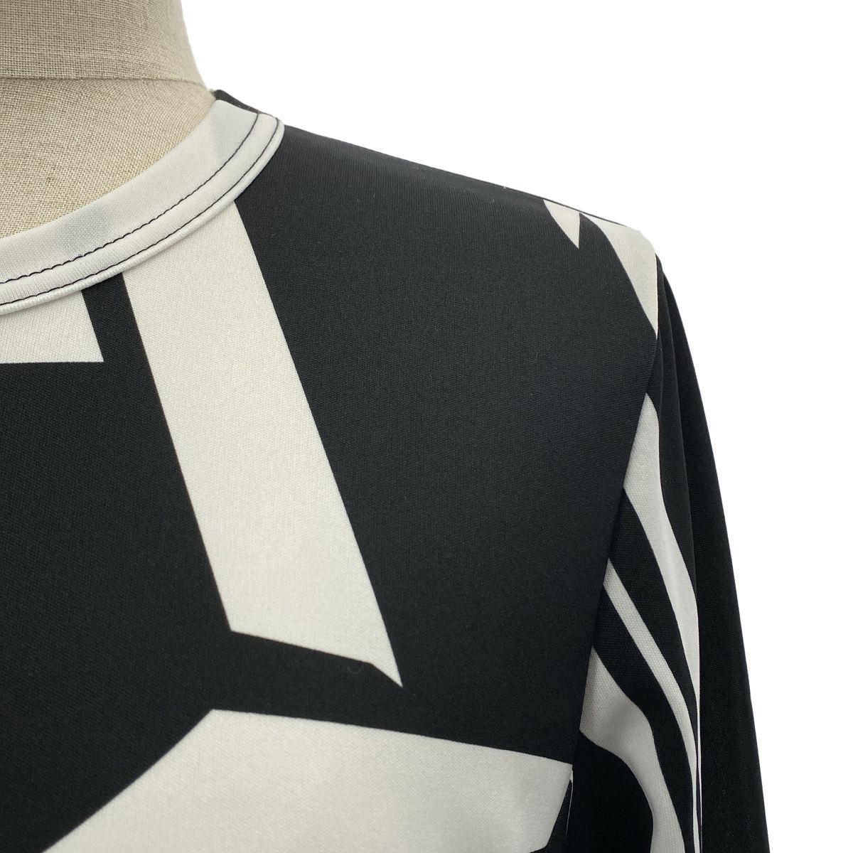 COMME des GARCONS コムデギャルソン 2025 AW ポリエステル 総柄 変形 カットソー ホワイト ブラック レディース