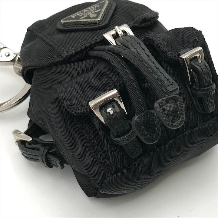 良品 PRADA プラダ 三角ロゴ プレート SV金具 ナイロン レザー