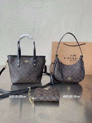 今日特価】グッチのハンドバッグ、財布、ショートウォレット
