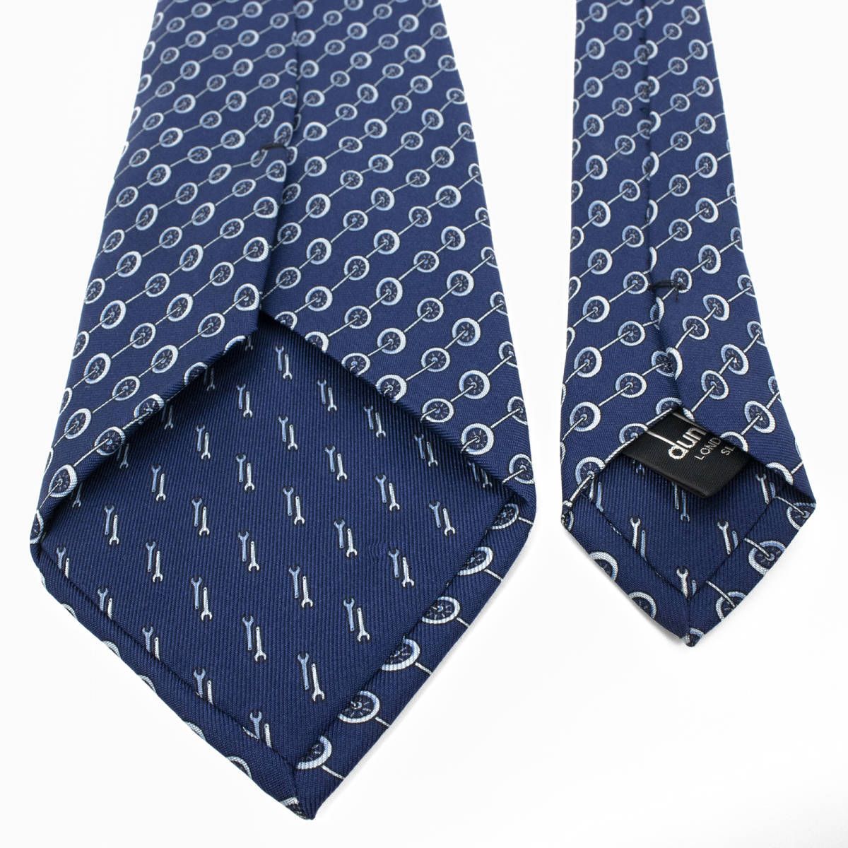 ✨極美品✨ dunhill  ダンヒル  ネクタイ  ストライプ  お洒落✨！ dunhill ダンヒル ネクタイ 極美品 綺麗 メンズ シルク ライン