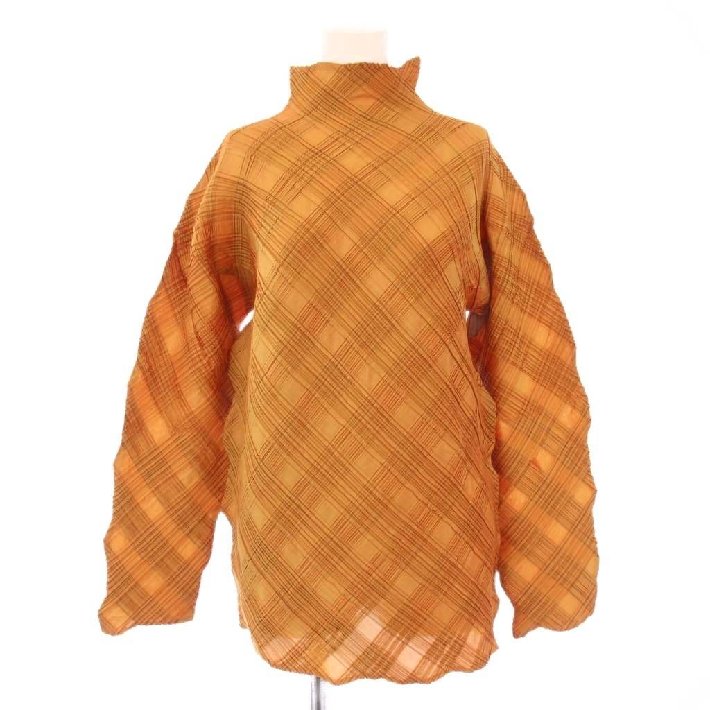 美品✨ISSEY MIYAKE ハイネック プリーツカットソー 長袖 イエロー me ISSEY MIYAKE/ミーイッセイミヤケ】プリーツ カットソーを入荷致し