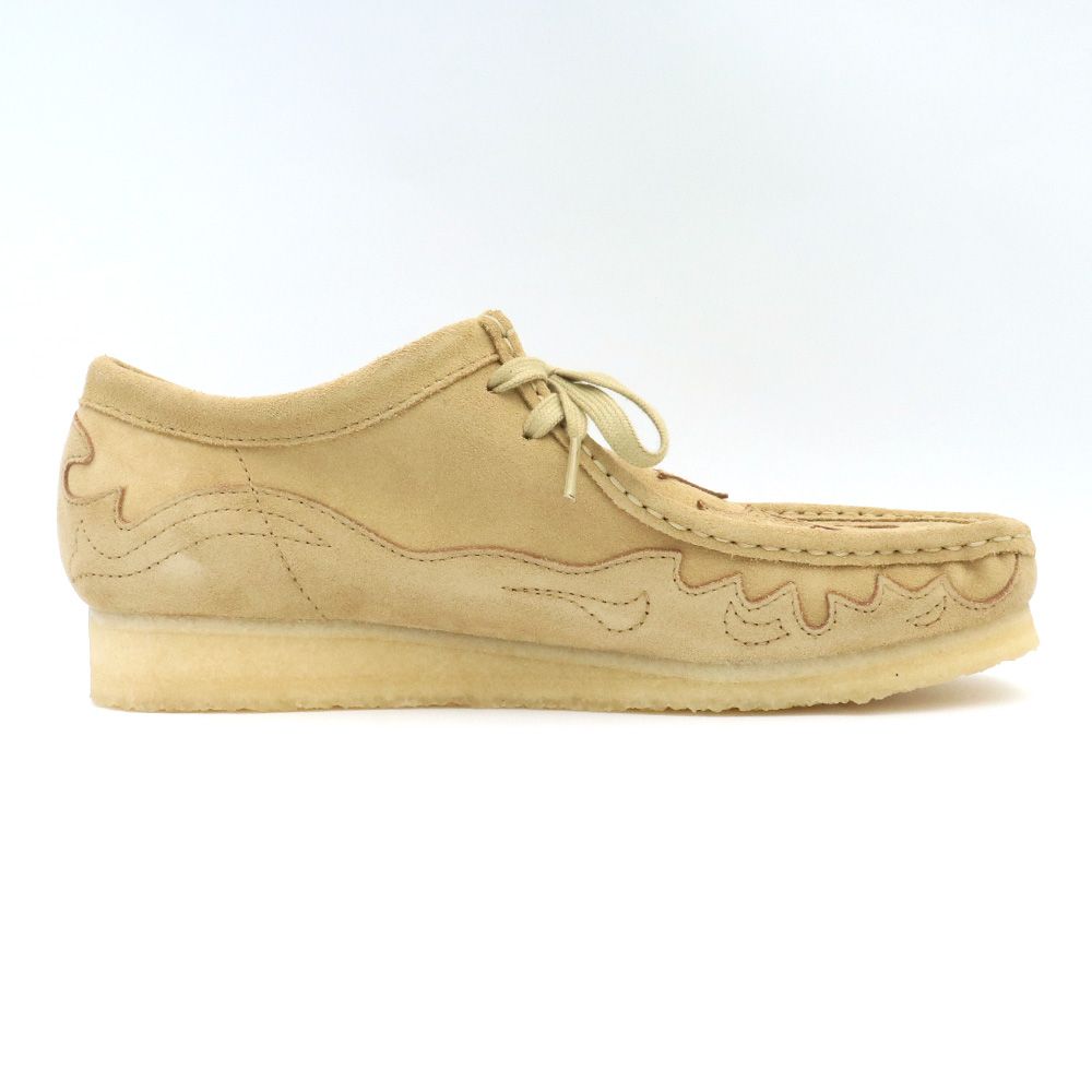 靴 supremeClarks Supreme Clarks Originals Patent Leather Wallabee (SS24) - $178