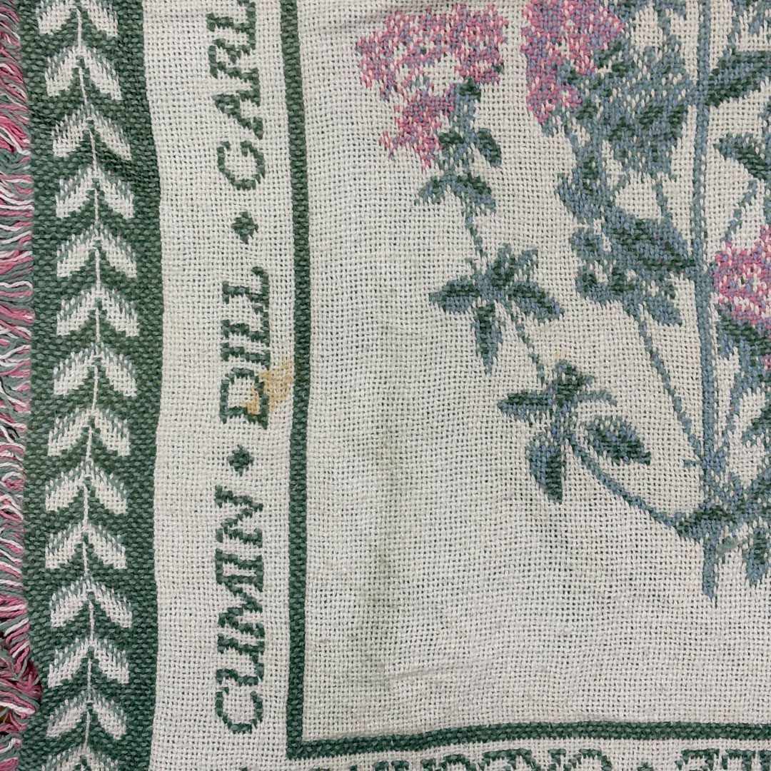 vintageラグ カーペット ハーブ フラワー 図鑑 1876 - メルカリ