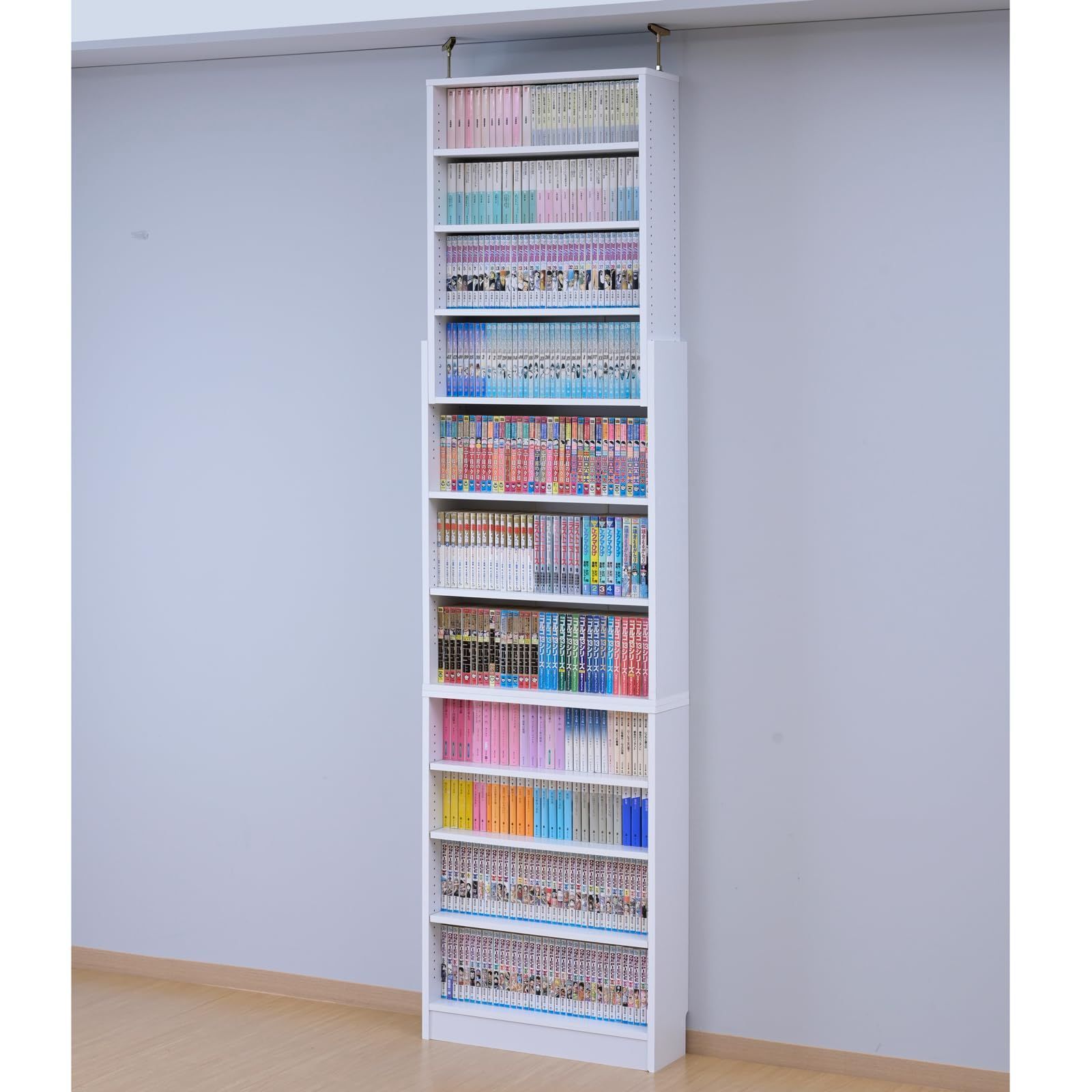 【新着商品】壁にピッタリ 幅60×奥行18.5×166・207-231cm 漫画 棚板高さ調節 コミック 突っ張り式 ラック スリム 収納 大容量 組立品 本棚 ホワイト [山善] CFTB60(WH)