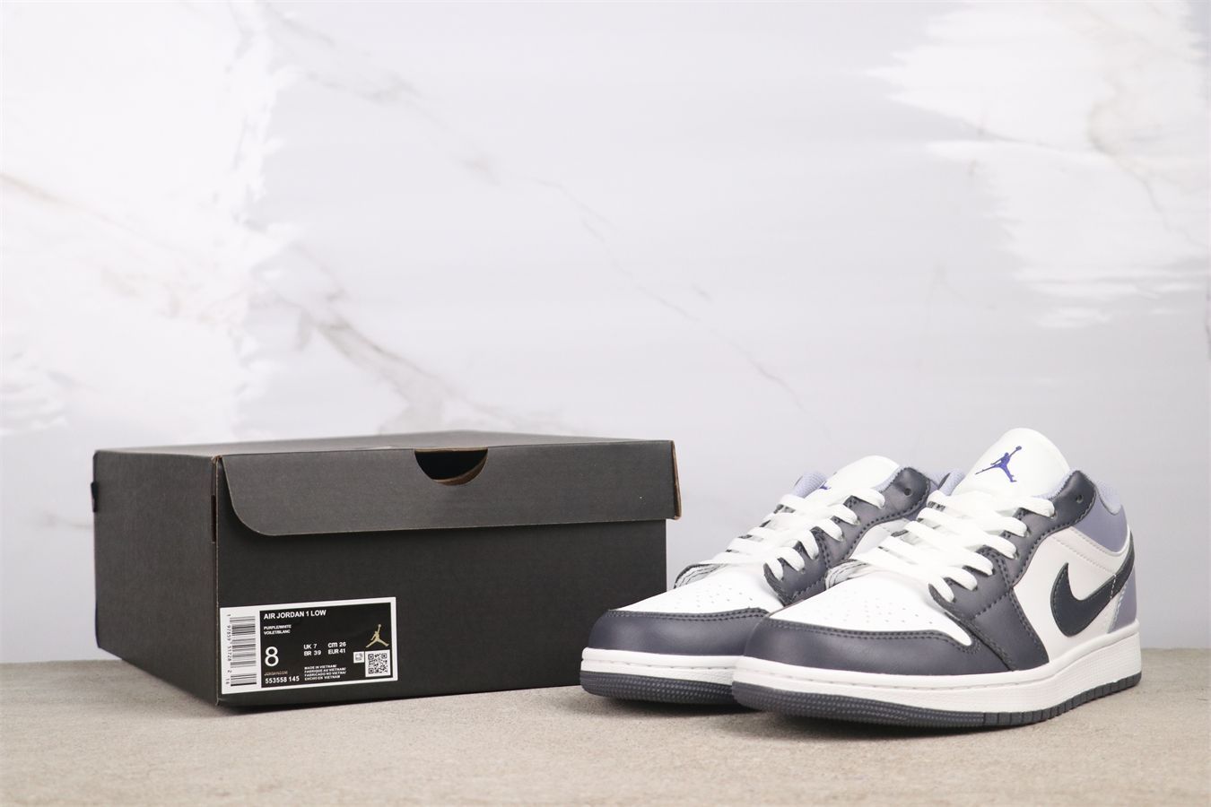 今日 エアジョーダン