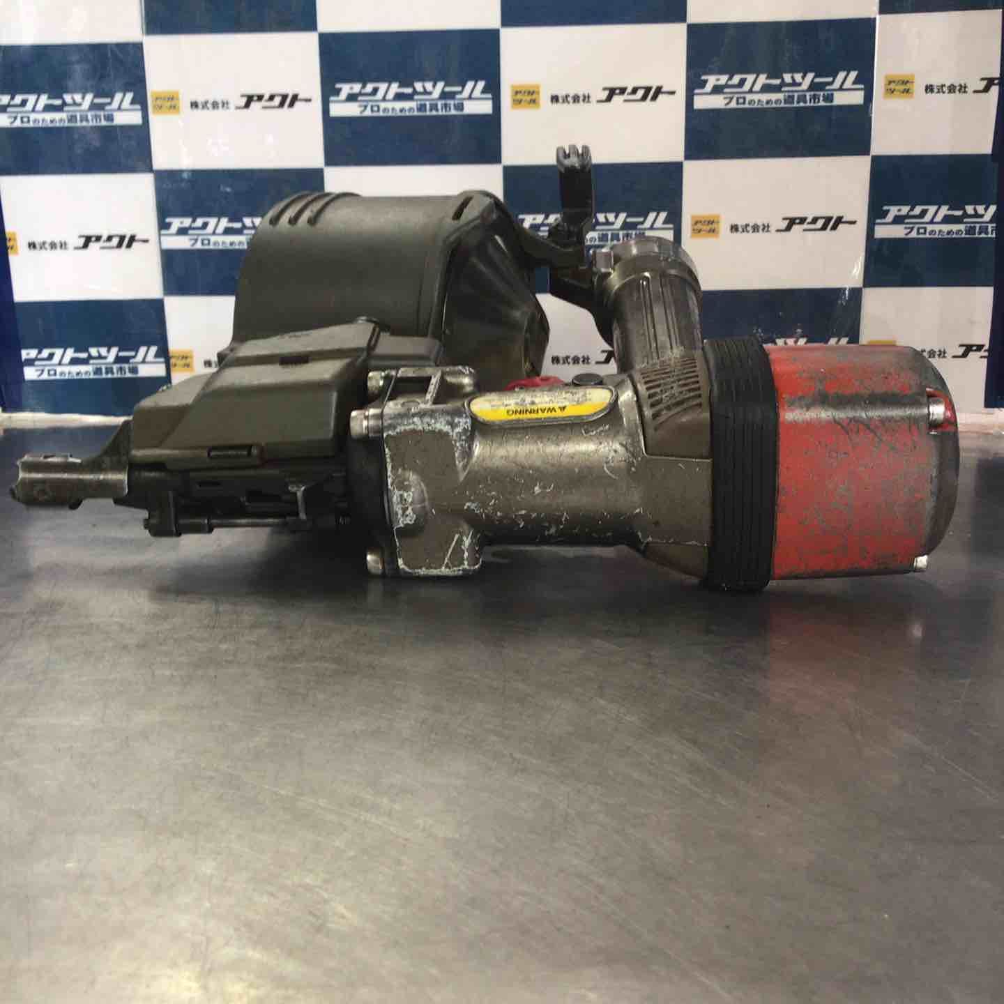 高圧エア釘打ち機