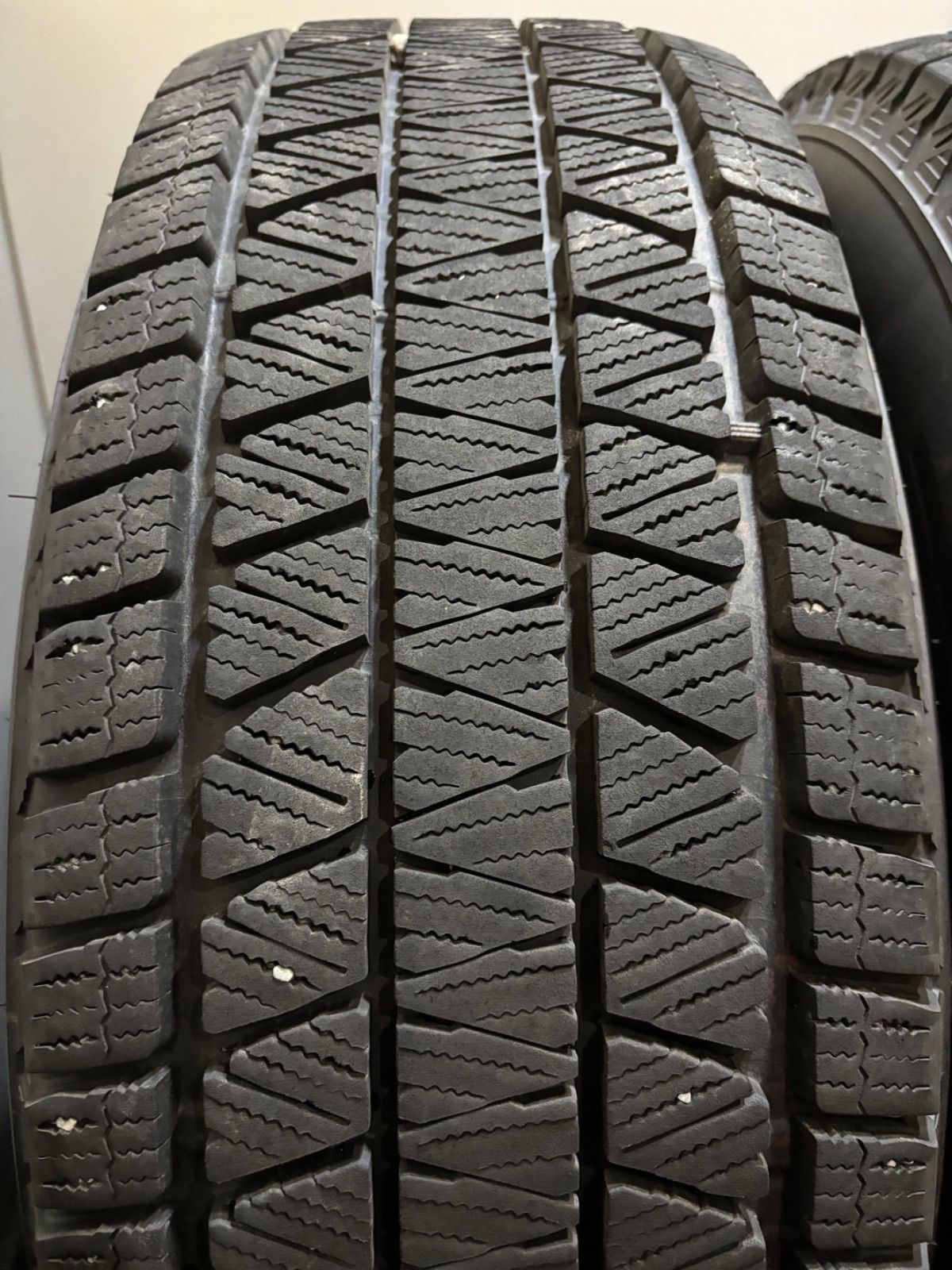 70R17 BRIDGESTONE