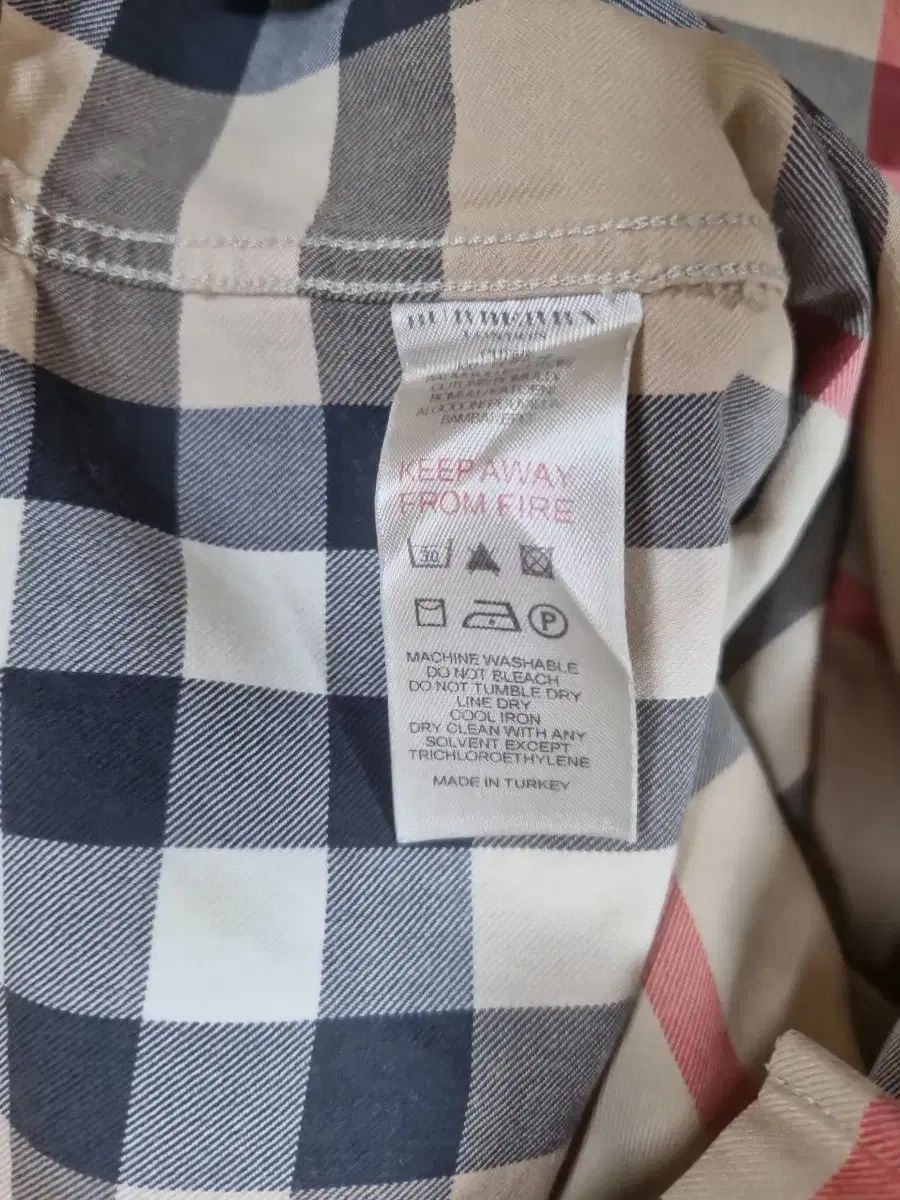 BURBERRY｜バーバリー キッズ チェックシャツ 12Y Burberry Kids(バーバリーキッズ) チェック シャツ 2Y - メルカリ