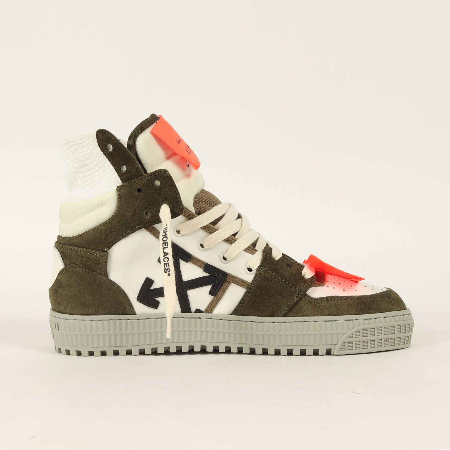 off-white（オフホワイト）　スニーカー　サイズ４０ 新品】OFF-WHITE オフホワイト サイズ:40(25.0cm) / 21AW