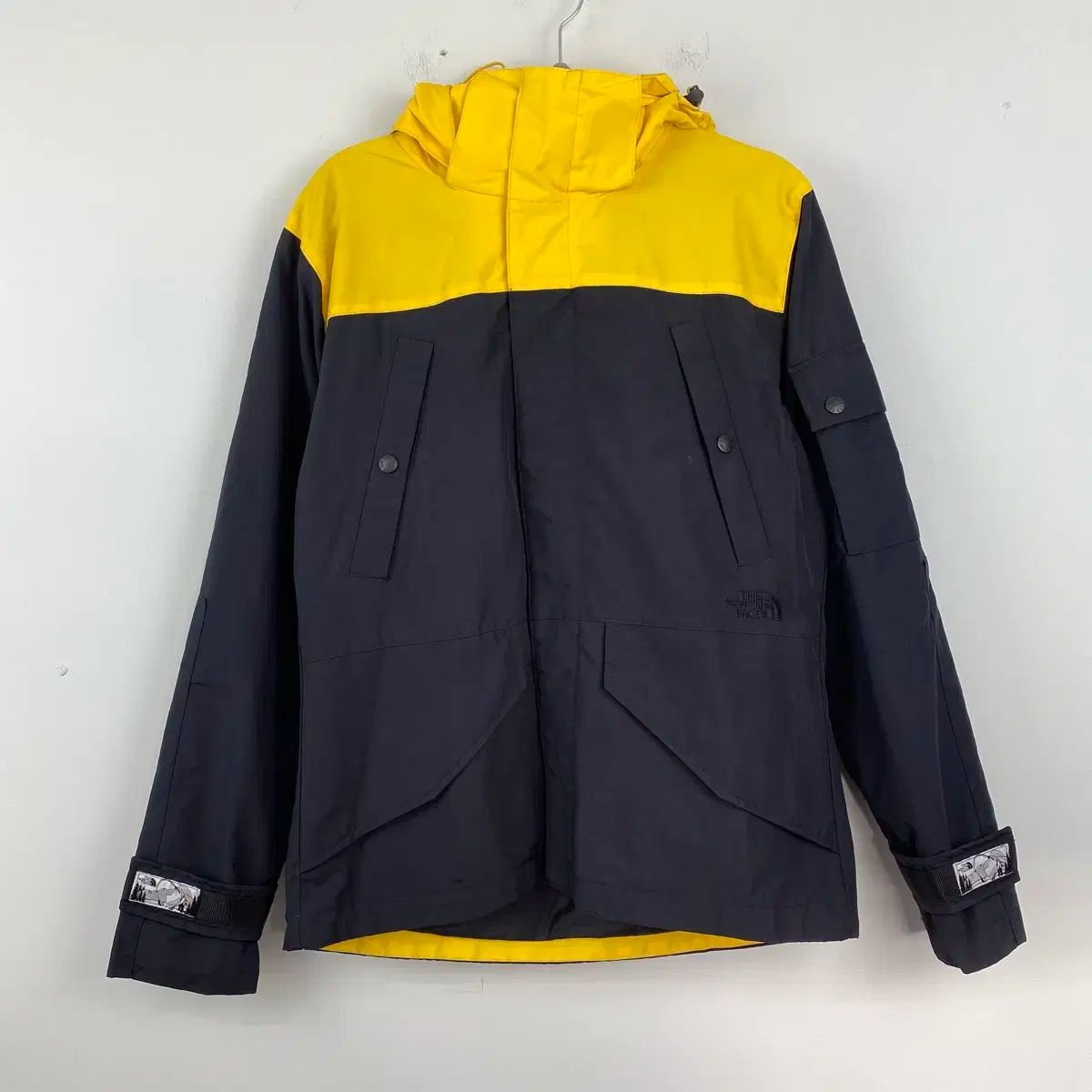 THE NORTH FACE ザ ノース フェイス ホワイトラベル 黒 黄色 ミラーズ ウィンドブレーカー ジャケット XS