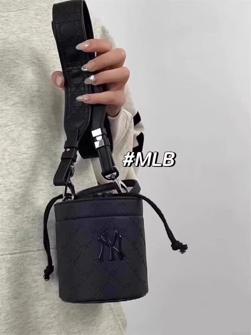 スーパーセール タイムセール 時間 新品] MLB ボディーバック ショルダーバッグ バケツバック KOREA バッグ