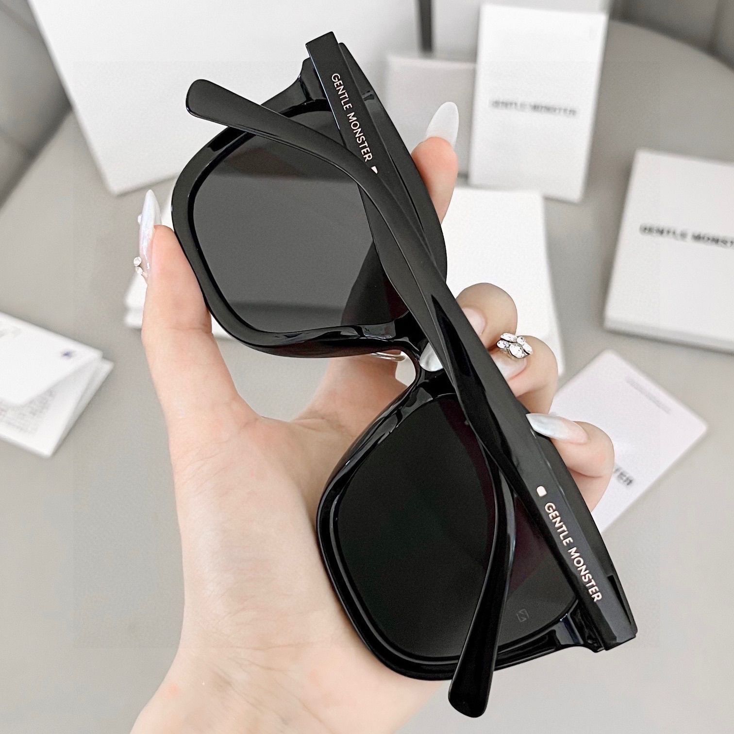 GENTLE MONSTER ジェントルモンスター Her ハー 愛の不時着 GENTLE MONSTER ジェントルモンスター サングラス レディース メンズ