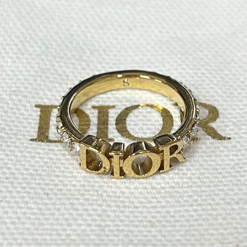 すぐ届く【ディオール】リングセット クリスタル ロゴ ゴールド DIOR | Dior Code リングセット メタル・クリスタル・ラッカー