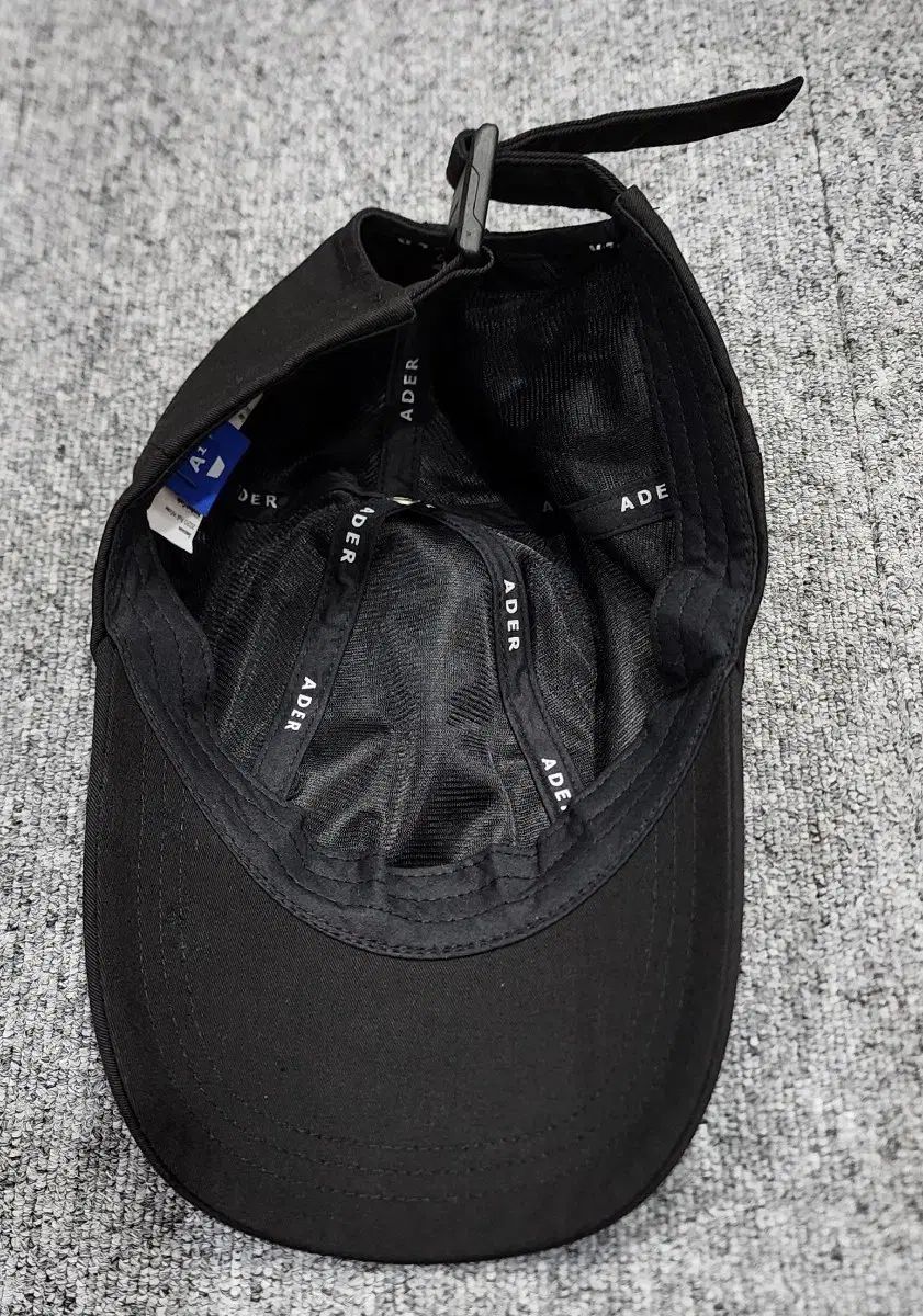 ロゴ ボールキャップ