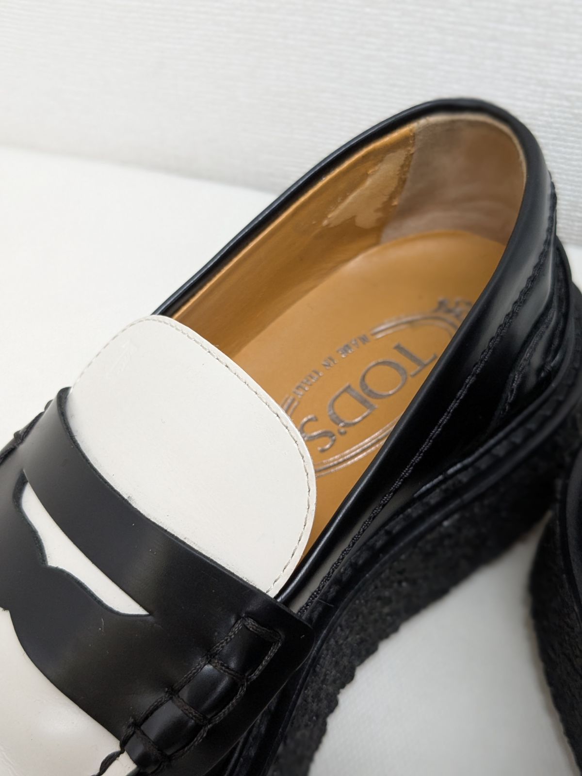 TOD'S トッズ レザーローファー バイカラー モカシン