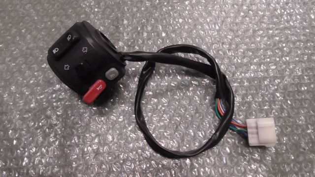 niu UQi Pro R1NBCU110K1001xxx の ハンドルスイッチ 左:#1758163165