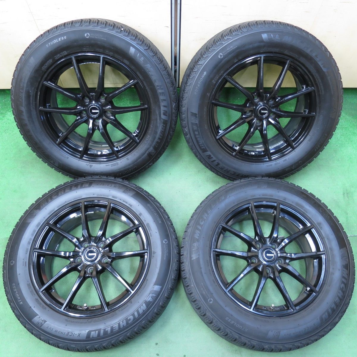 [送料無料] キレイ！21年スタッドレス G.speed 225/65R17 ミシュラン X-ICE SNOW SUV Gスピード 17インチ PCD114.3/5H5012003イス