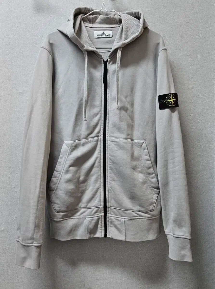 STONE ISLAND ストーンアイランド フード付きジップアップ M
