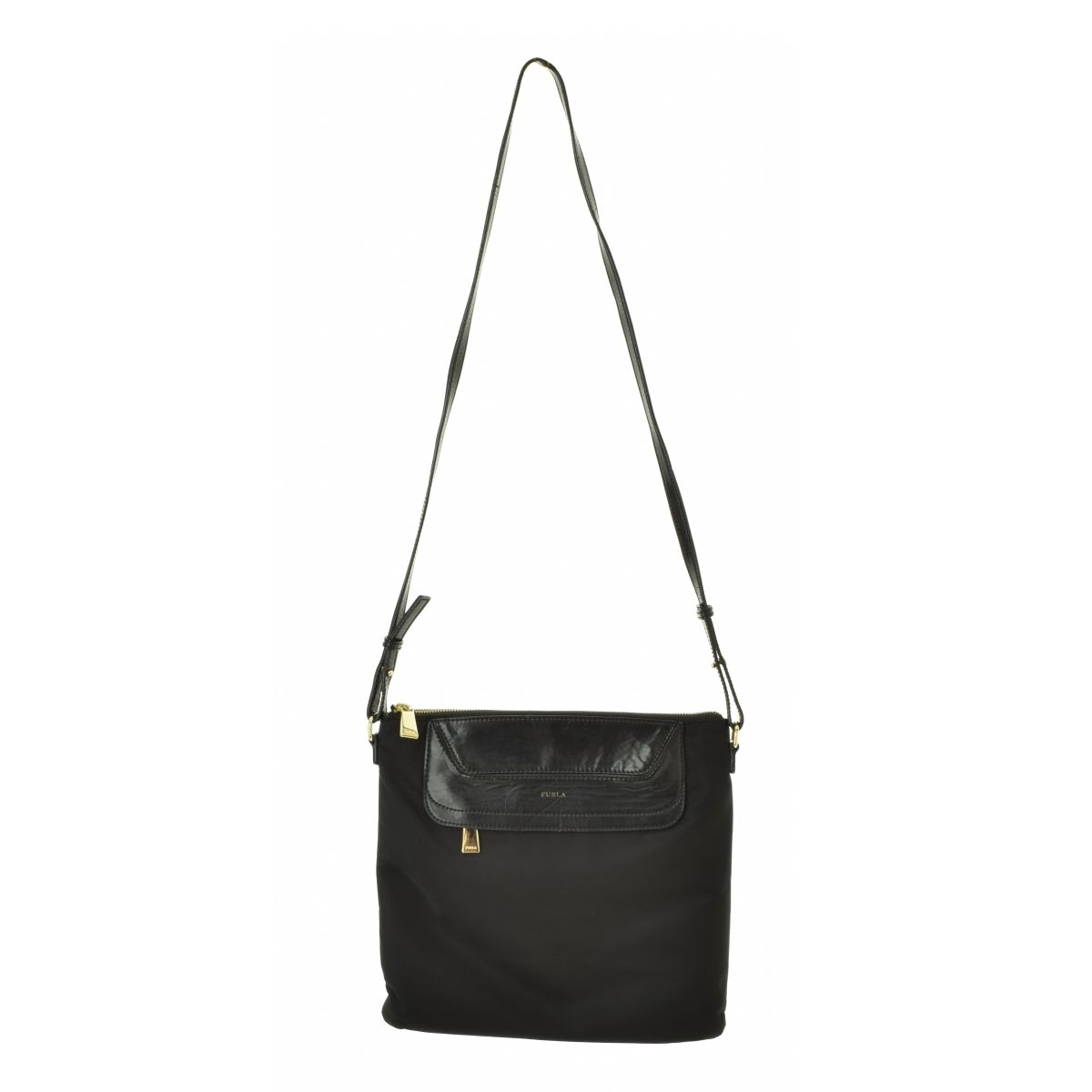 FURLA】ナイロンショルダーバッグ - メルカリ