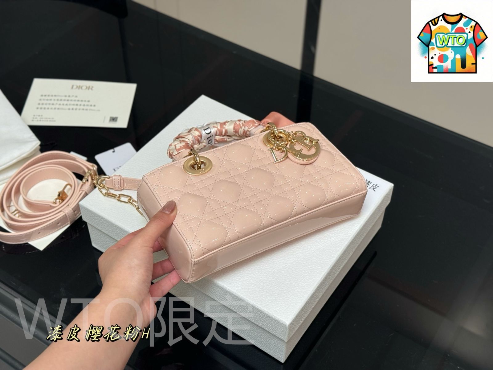 DIOR ディオール　希少　新品未使用　プレート2枚組 今日WTO】Dior ディオール カードケースシリーズ 頭層牛皮製で多