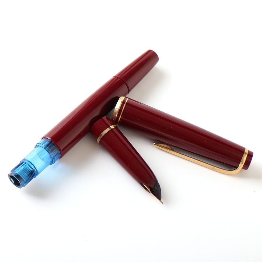 MONTBLANC 万年筆 221 ボルドー MONTBLANC No.22 Bordeaux モンブラン No.22 ボルドー 万年筆