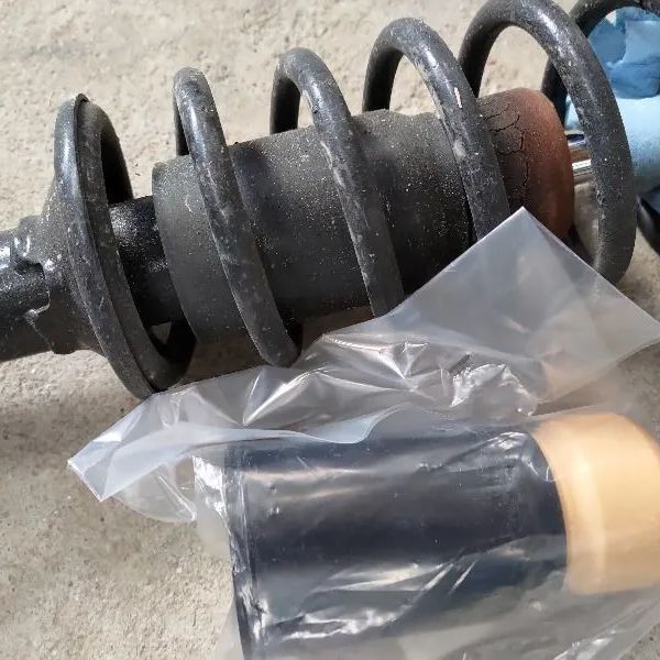 ☆新品☆ スズキ純正 SUZUKI ワゴンR MH21S/22S フロントバンプラバー