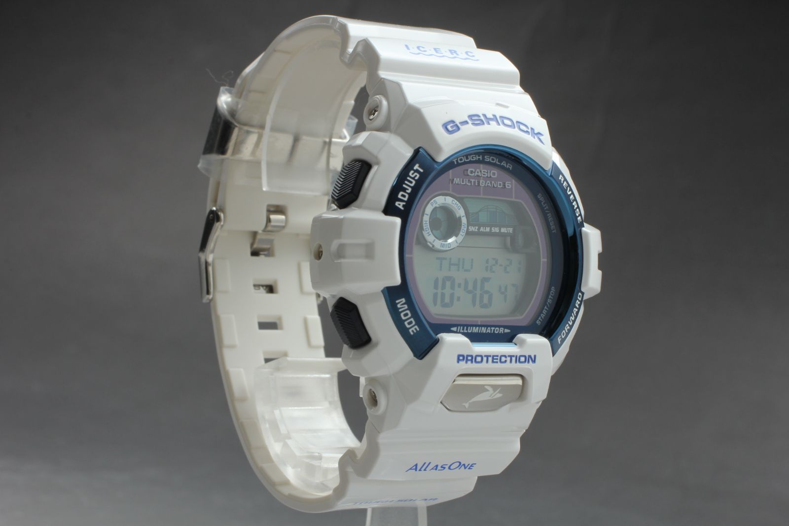 [美品・完動品] CASIO G-shock 2015年イルカクジラ限定モデル G-SHOCK イルクジ2015 GWX-8902K-7JR 電波ソーラー