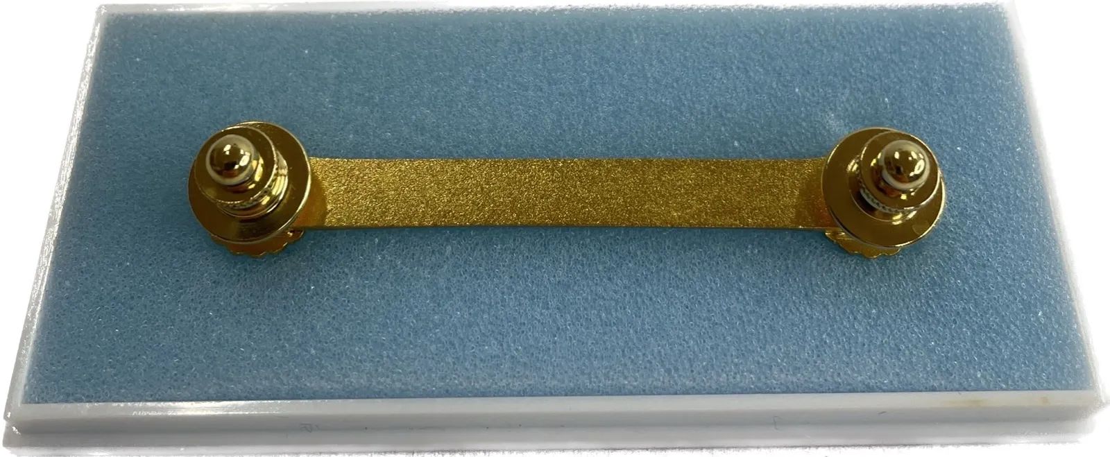 銀 紺綬褒章 略綬 佩用金具 NO718 銀 紺綬褒章 略綬 佩用金具 NO718 DSC00589.jpg?v=1689651766