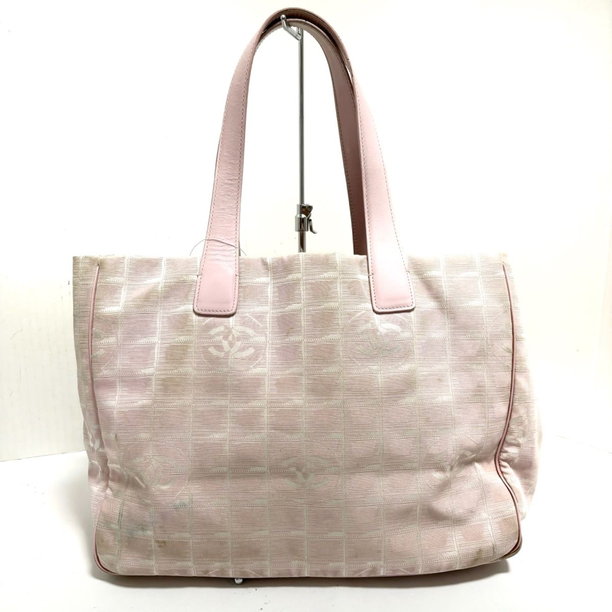 CHANEL(シャネル) トートバッグ ニュートラベルライントートMM