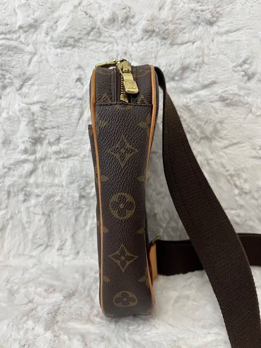 Louis Vuitton 源氏 ヒップサック Louis Vuitton 源氏 ヒップサック