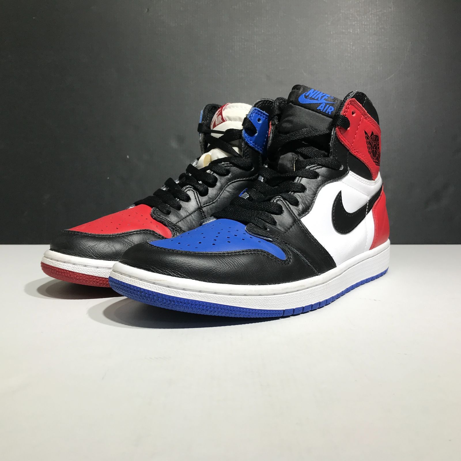 併売/城東80-021】NIKE AIR JORDAN 1 RETRO HIGH 